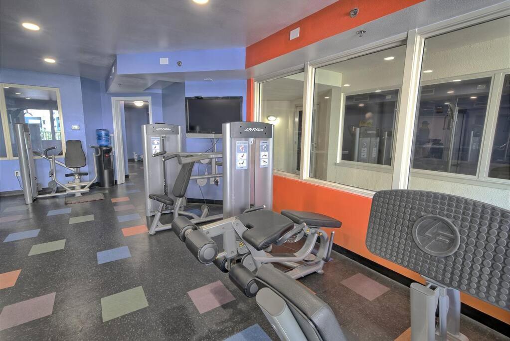 Apartment Pineapple Paradise, Front, Newly Renovated, Sleeps 6 Panama City Beach